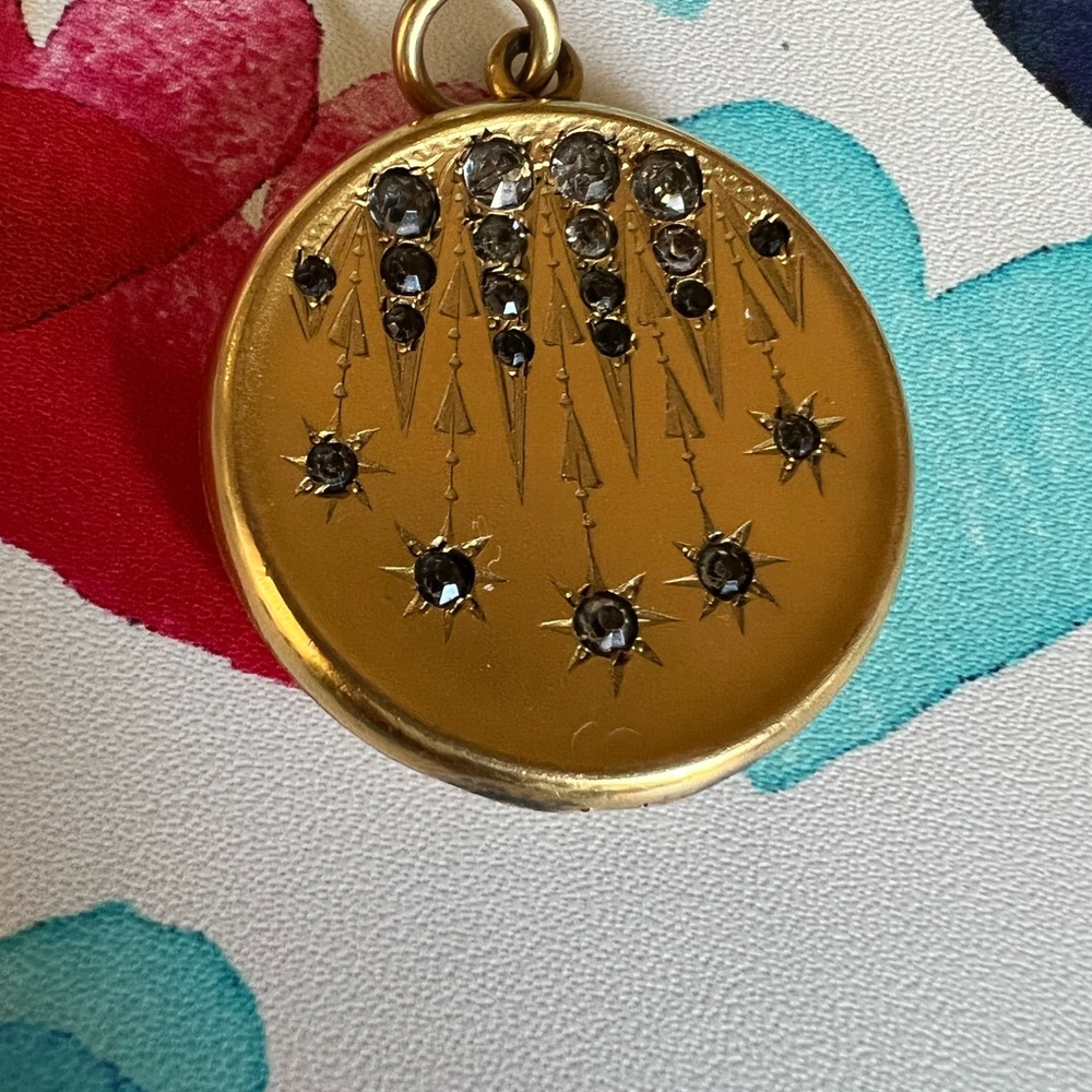 Halley’s Comet vintage locket